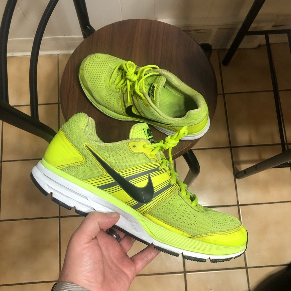 Men’s Nike Pegasus 29 Neon Volt Green size 10.5
